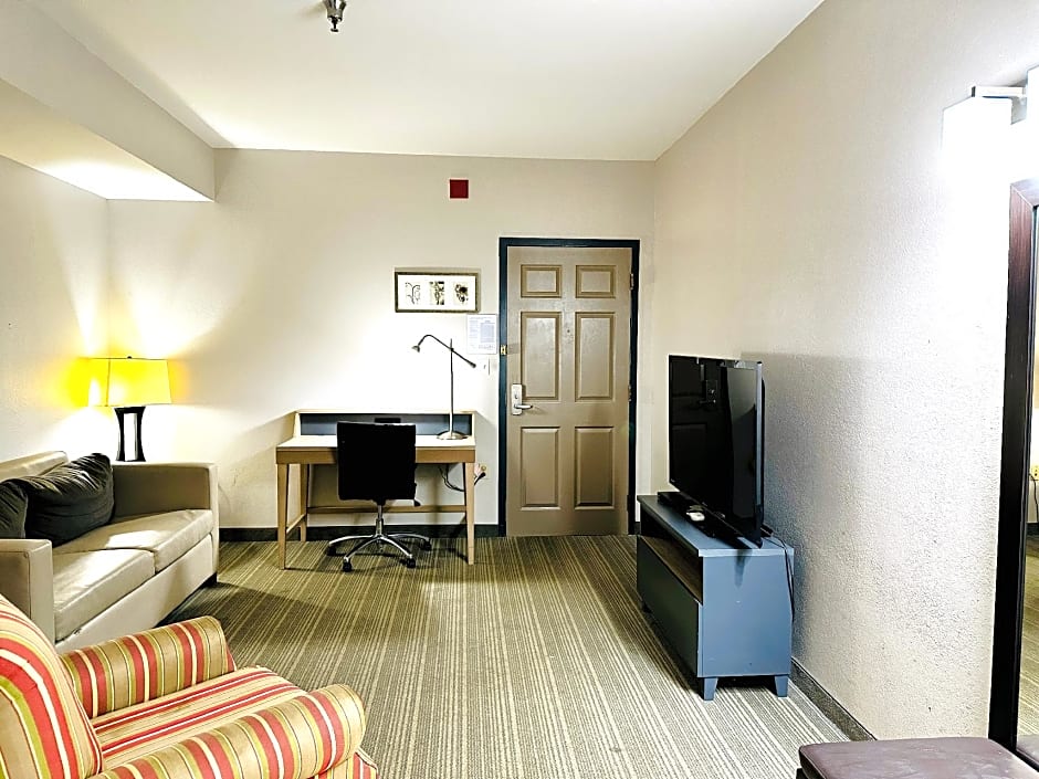 Radiant Inn & Suites