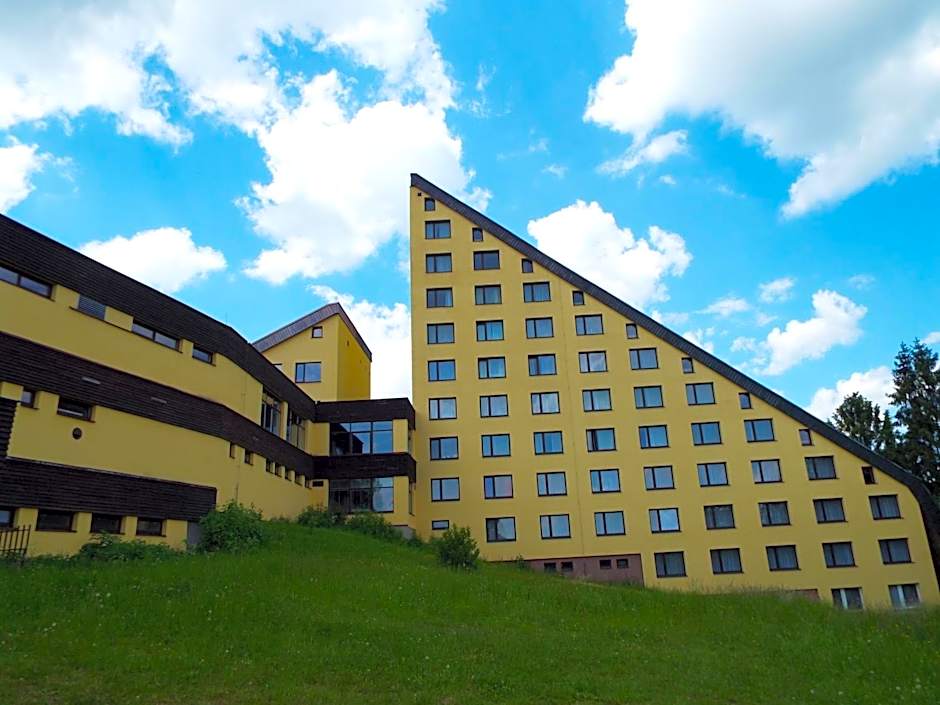 Horský hotel Jelenovská s bazénem v ceně