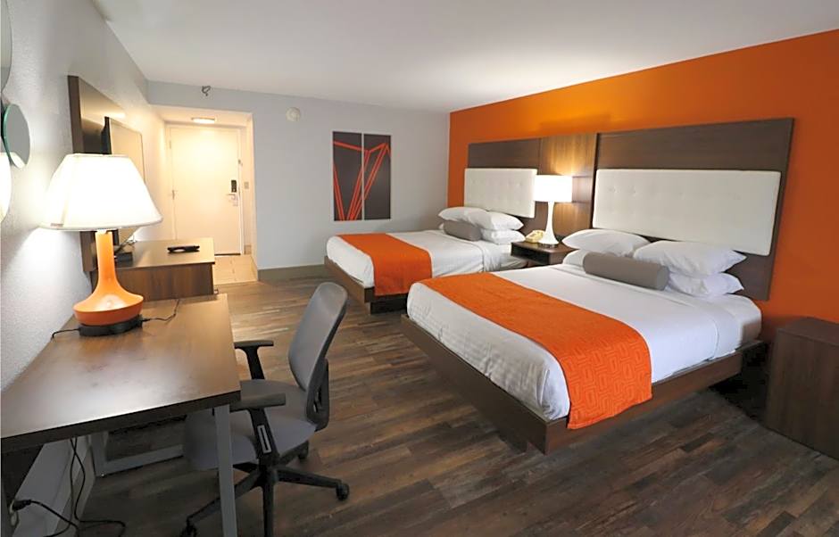 Howard Johnson by Wyndham Downtown Gatlinburg