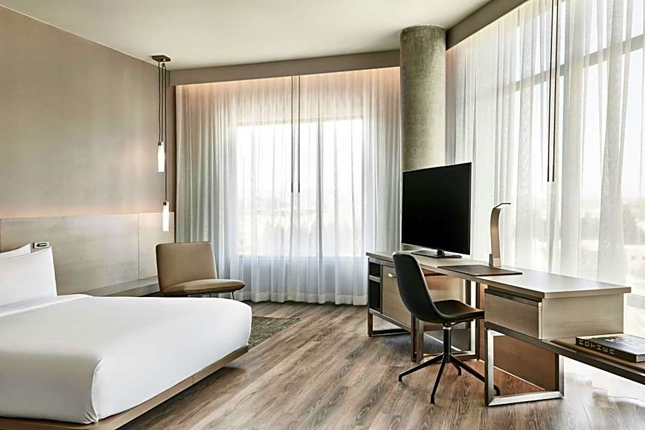 AC Hotel by Marriott Sunnyvale Moffett Park