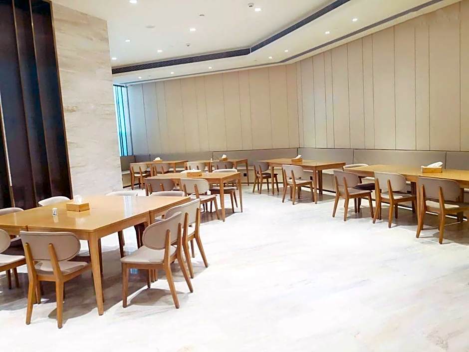 JI Hotel Jiayuguan Pedestrian Street