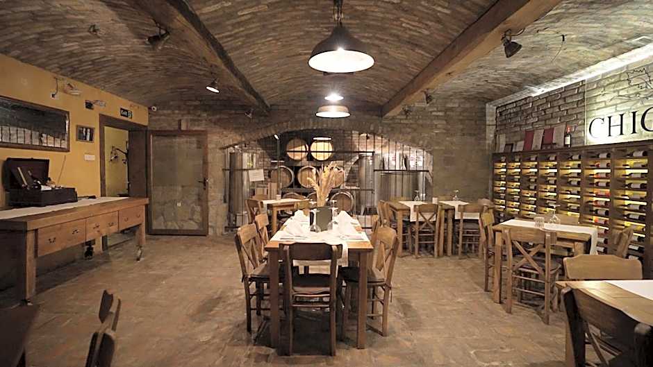 Garni Hotel Chicha - Winery ŠKRBIĆ