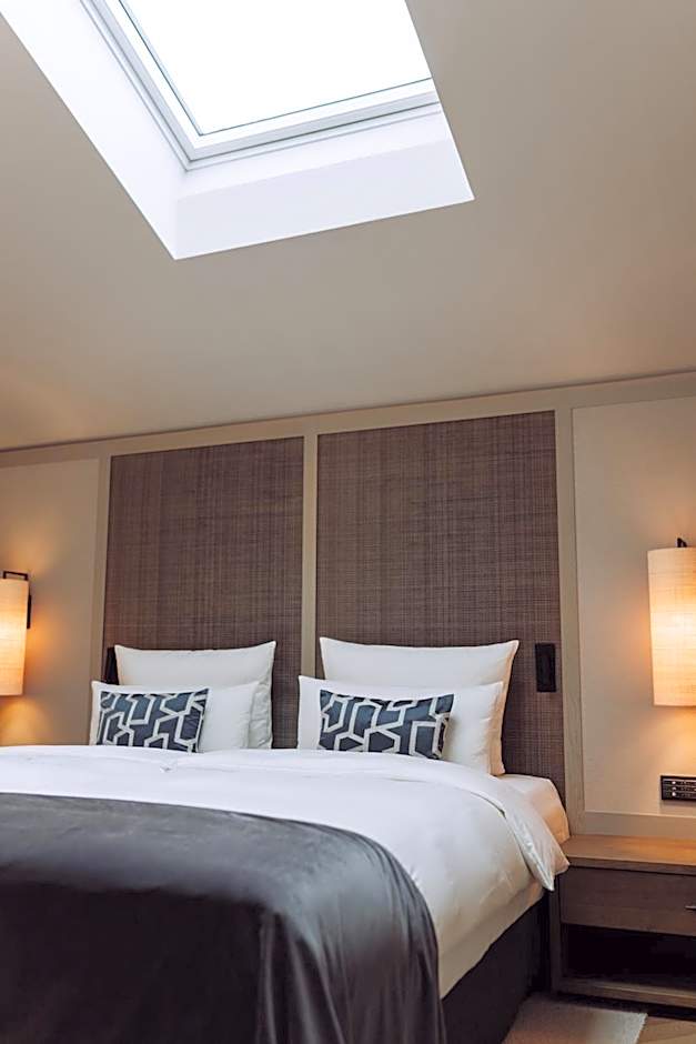 Photo 1 of 4 of Suite, Lake View