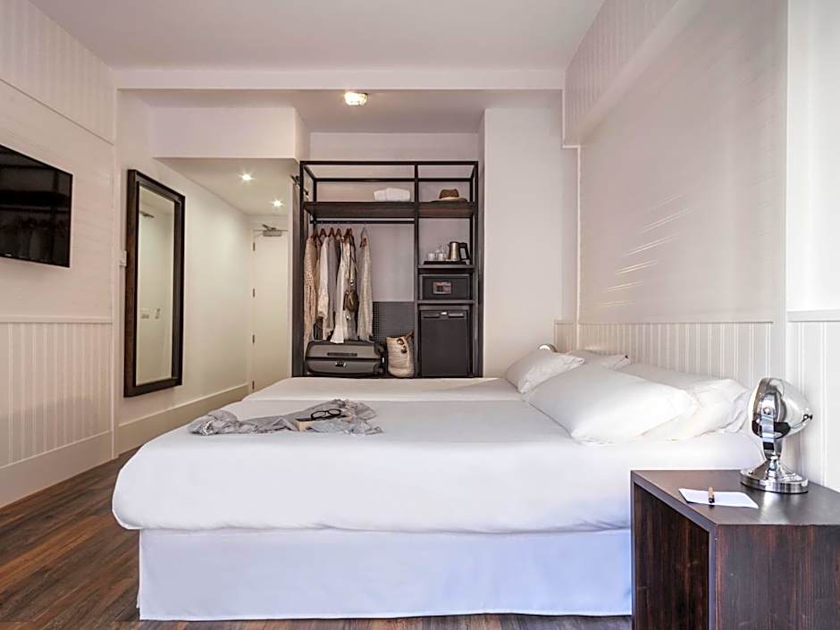 Delamar 4*Sup-Adults only (18+)