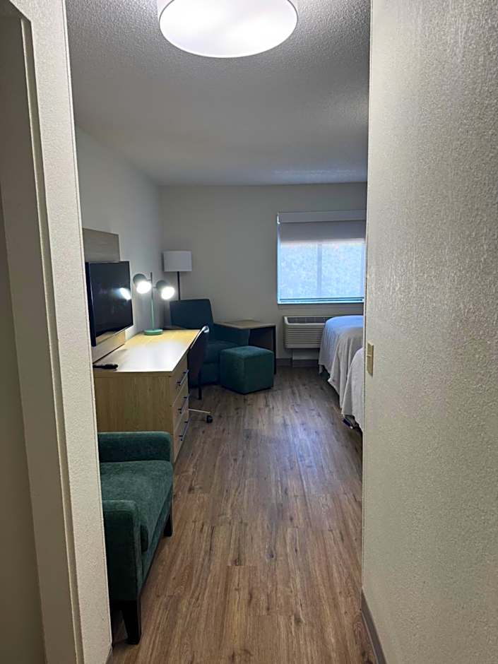 Sonesta Simply Suites Memphis