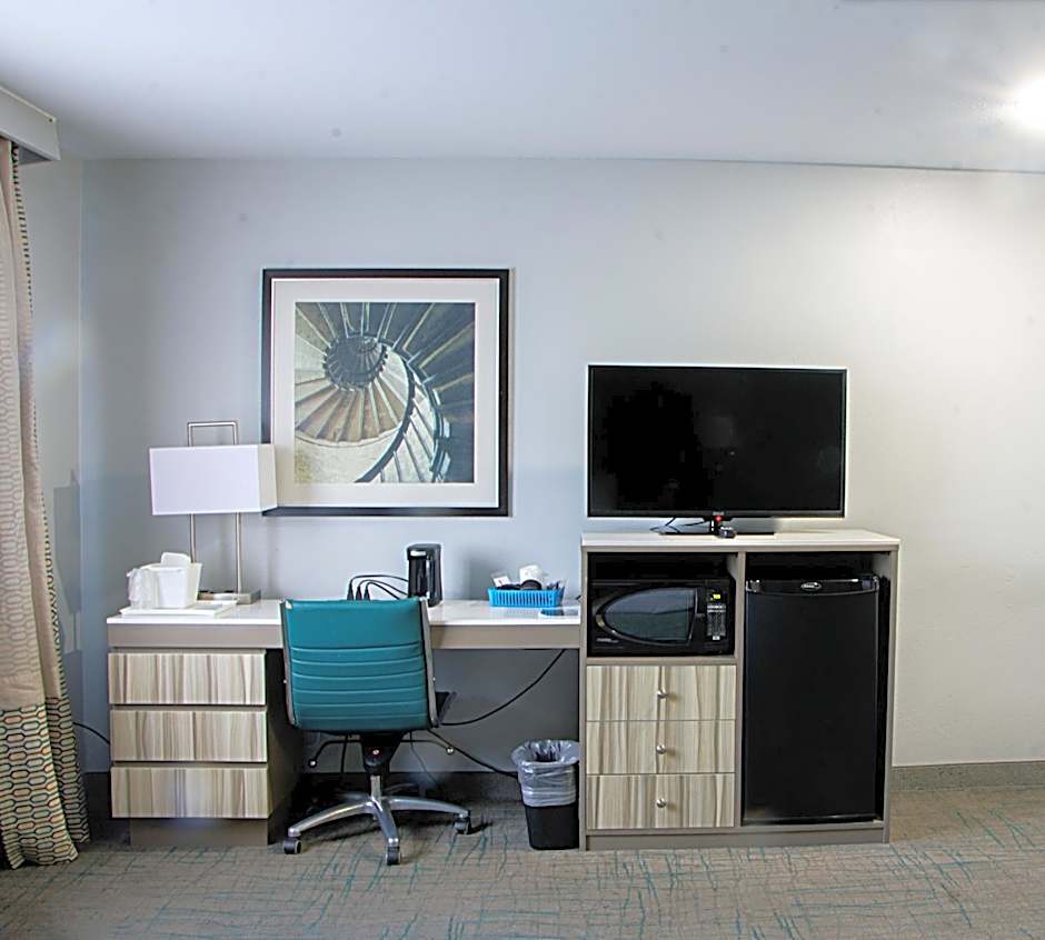 Baymont by Wyndham Maumee Toledo
