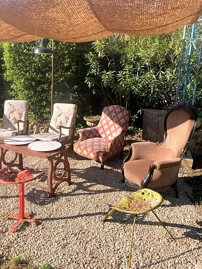 Chez Les Brocs – Canet, NY