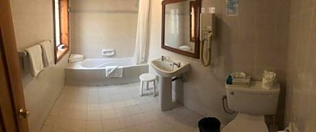 INTERNAL COURTYARD SINGLE ROOM