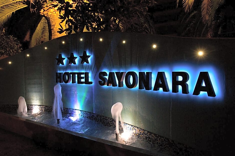 Hotel Sayonara