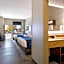 Clubhouse Hotel and Suites - Sioux Falls