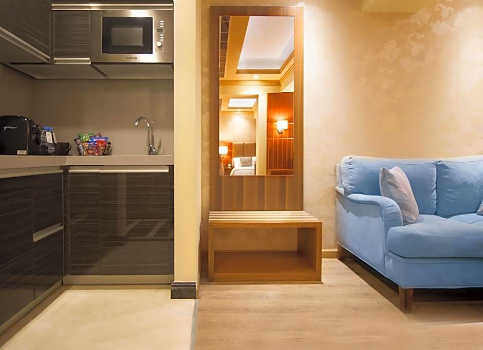 Gems Hotel