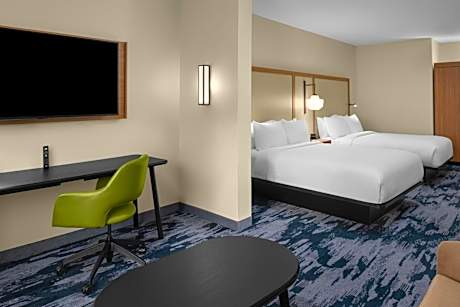 Studio with Two Queen Beds and Sofa Bed - Hearing Accessible