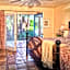 La Maison Hotel - Adults Only
