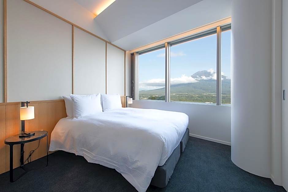 Skye Niseko