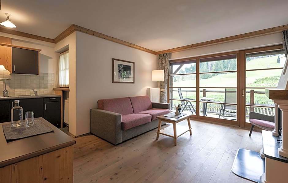 Post Alpina - Family Mountain Chalets