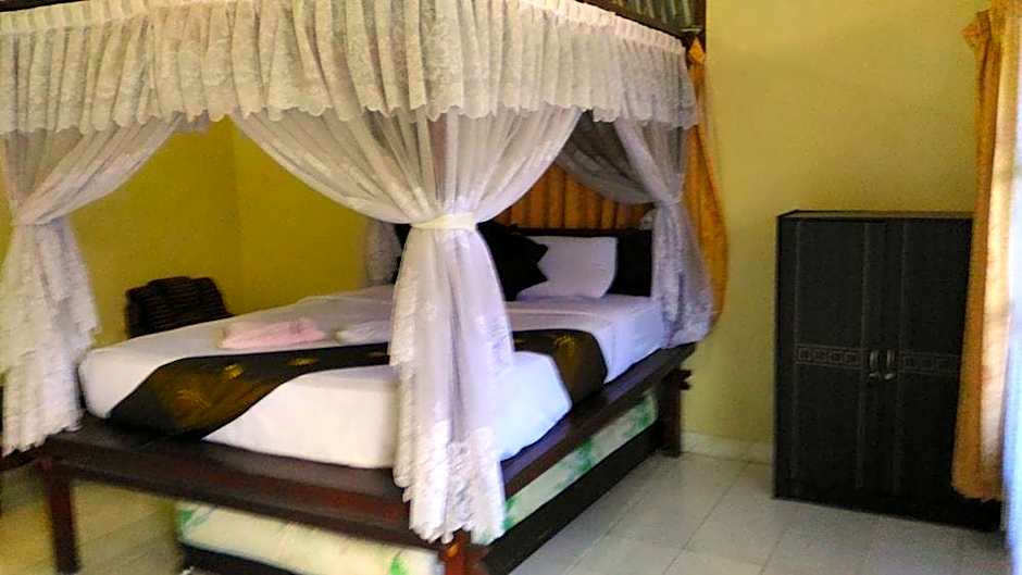 Hotel Segara & Restoran