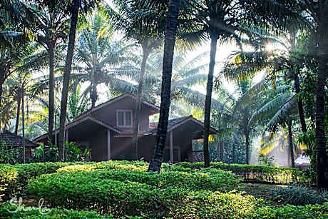 Shantai by The Lake - Guhagar