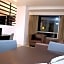Hotel & Suites PF