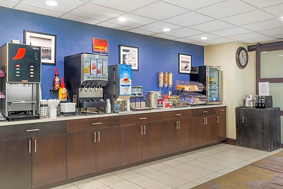 Best Western Berkshire Hills Inn And Suites