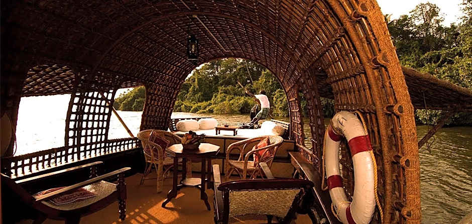 Spice Coast Cruises - Houseboat, A CGH Earth Experience