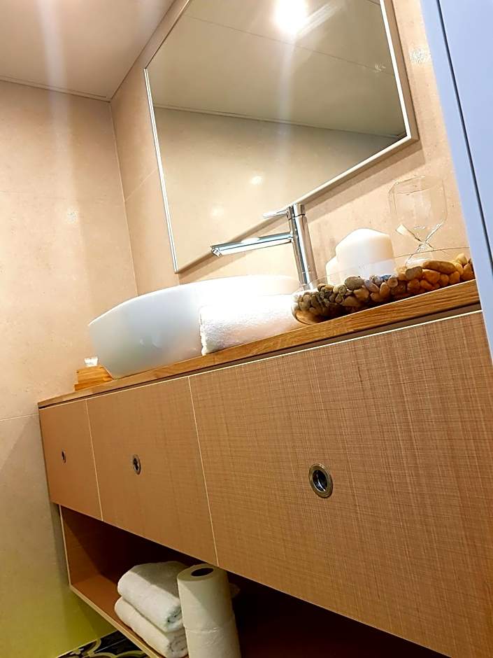 Neot Golf, Ziv's Place