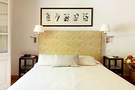 Triple Room with Garden View