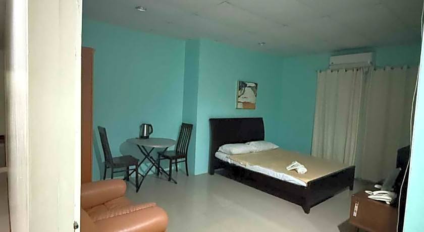 La Belladoza near Airport