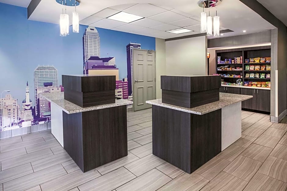 La Quinta Inn by Wyndham Indianapolis North