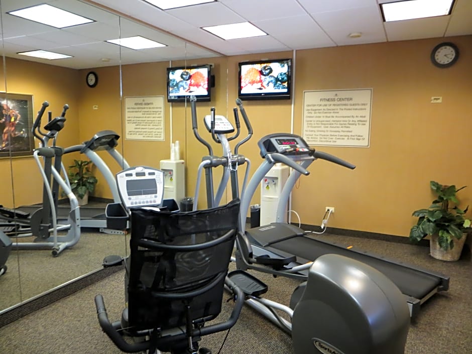 SureStay Plus Hotel by Best Western Chicago Lombard