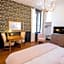 Speakeasy King Suite (Rm 8)