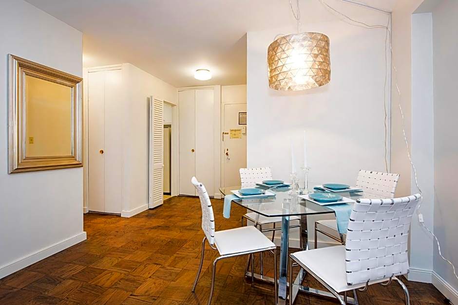 Murray Hill East Suites