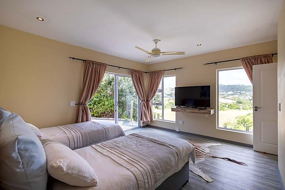 Gemini Villa - Solar Powered Pool & Near Beach