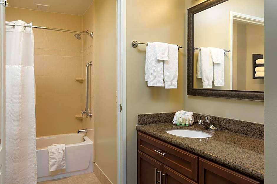 Staybridge Suites Toledo/Maumee By IHG