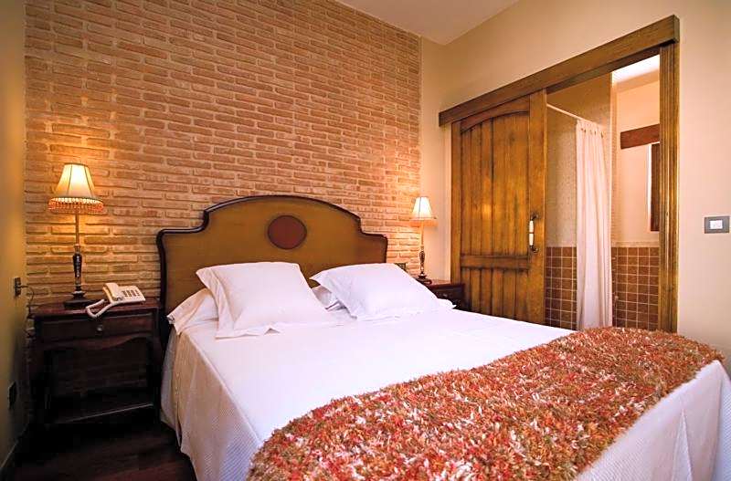 Posada Los Condestables Hotel & Spa