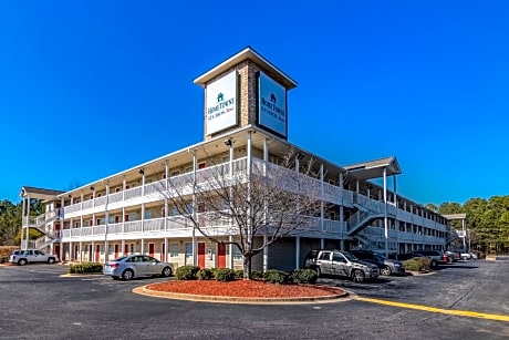 HomeTowne Studios by Red Roof Covington, GA