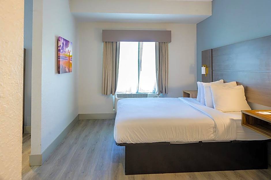 Hawthorn Extended Stay by Wyndham Panama City Beach