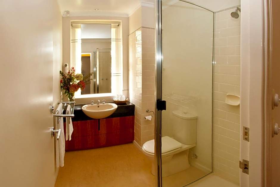 Linaker Art Deco Motel