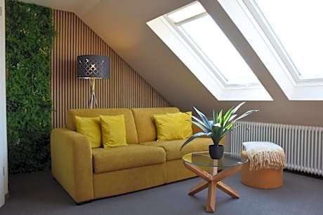 Apartment with City View