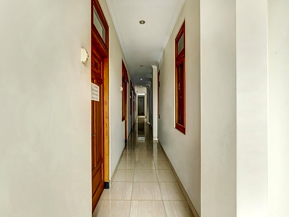 OYO 91075 Sambisari Residence Syariah