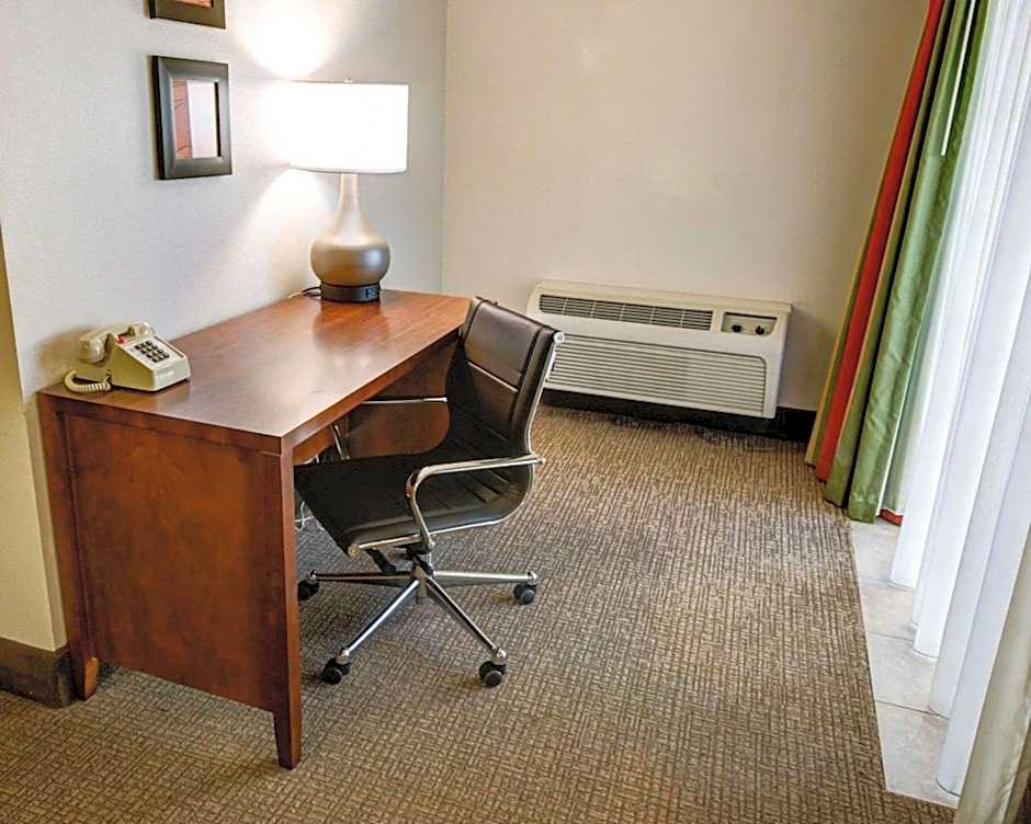Comfort Inn Redding Near I-5