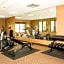 Holiday Inn Express Hotel and Suites Mason City By IHG