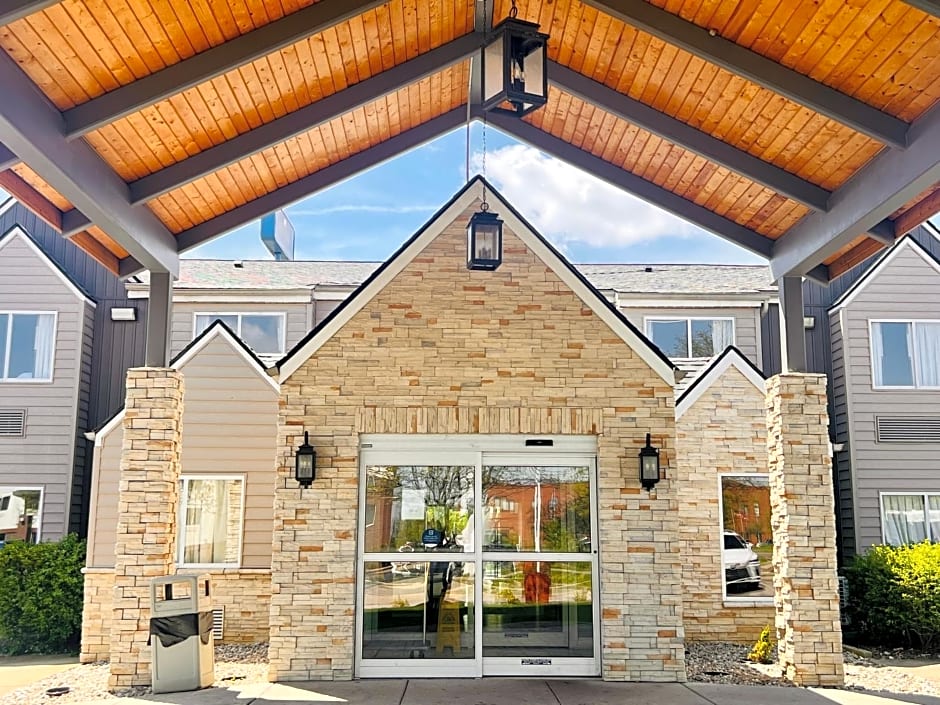 Microtel Inn & Suites by Wyndham Lexington