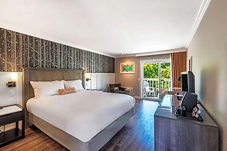 UpValley Inn & Hot Springs, Ascend Hotel Collection 