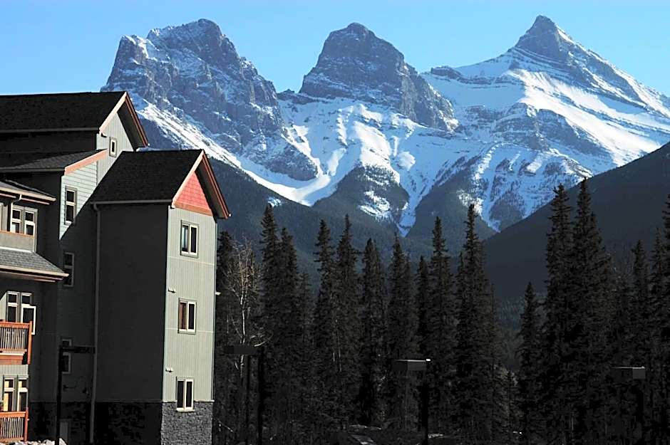 Lodges at Canmore