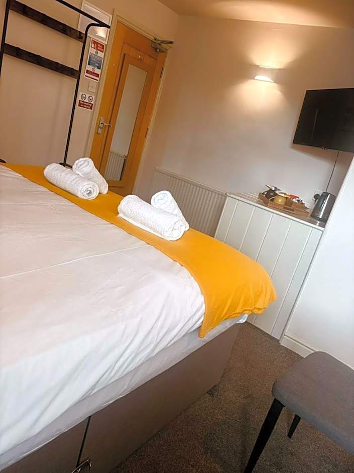 OYO The Croppers Arms