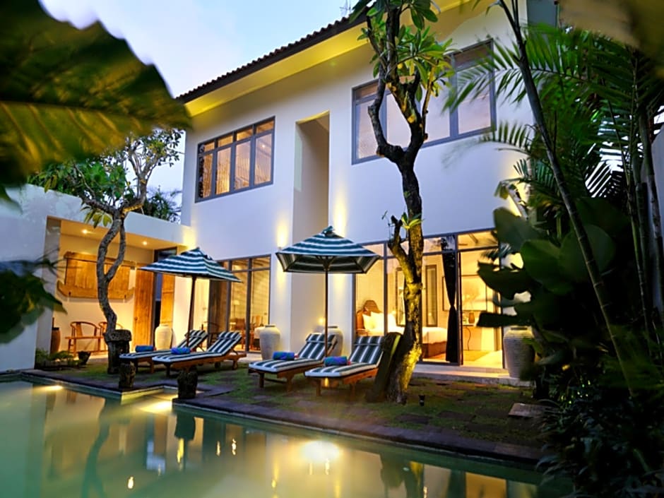 Room & Vespa Suite 1