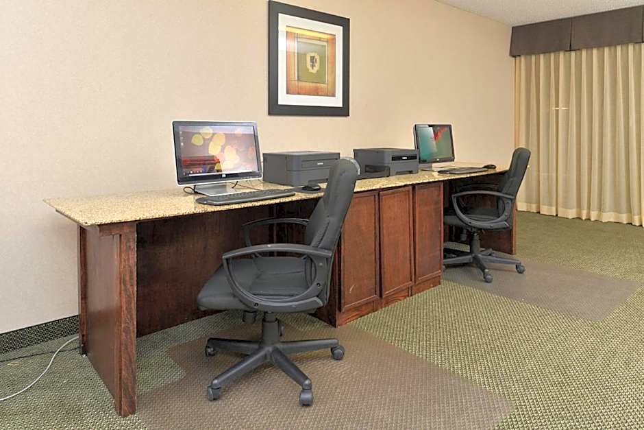 Holiday Inn Great Falls By IHG