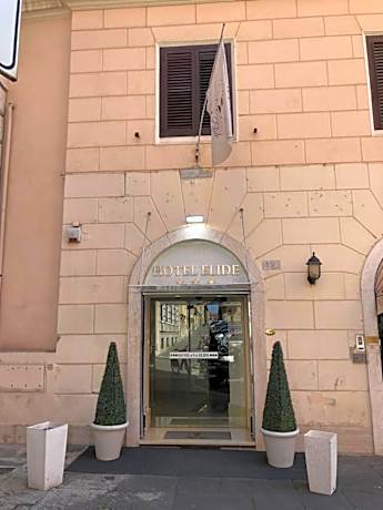 Hotel Elide