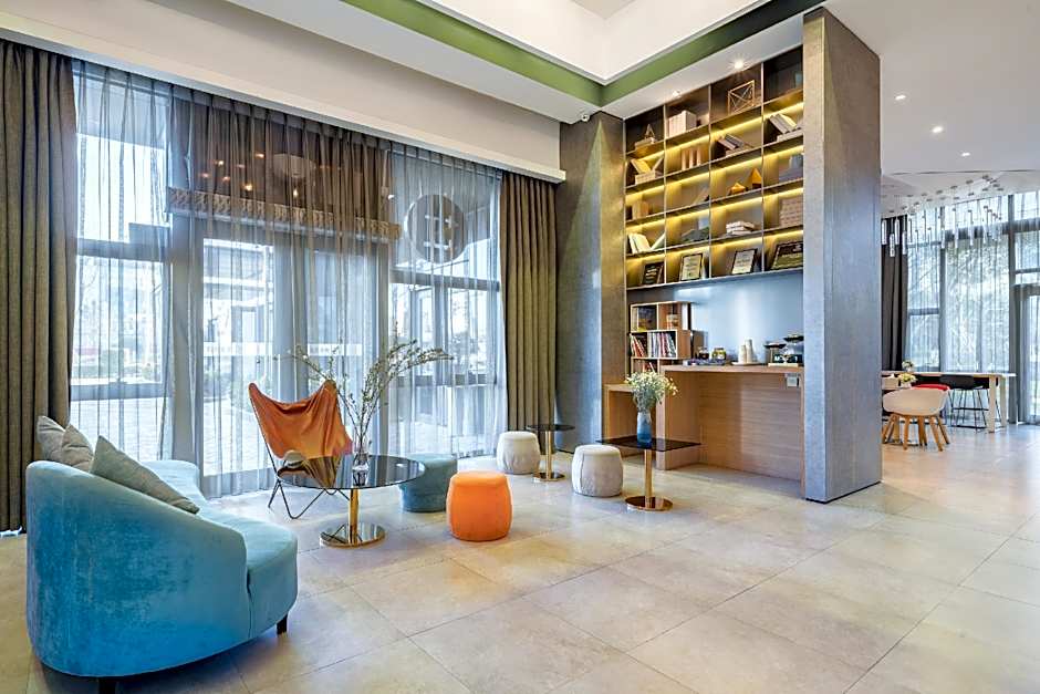 Lereal Inn Ningbo East New City