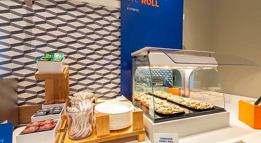 Holiday Inn Express Frisco Legacy Park Area By IHG